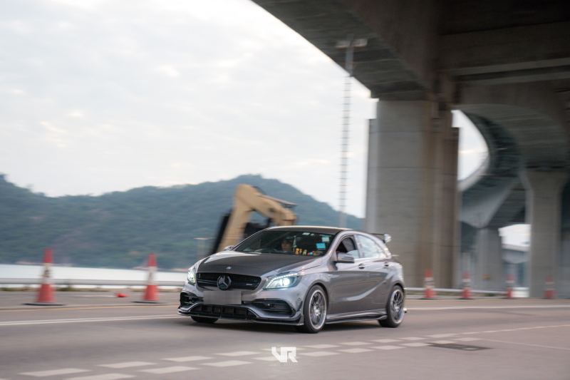 Mercedes-Benz A45