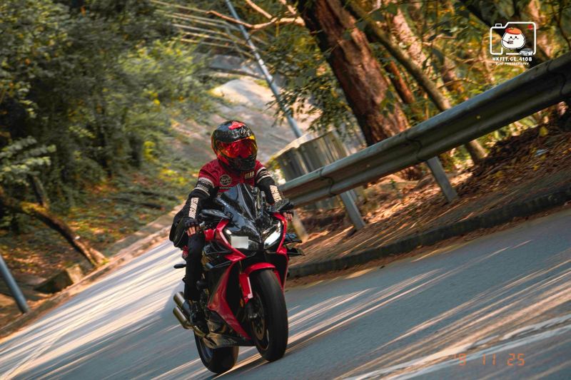 Yamaha YZF-R1