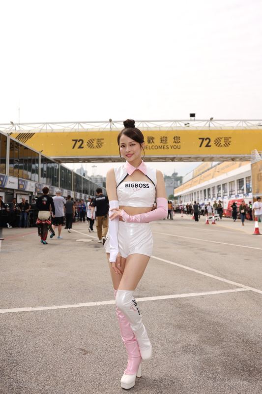 Day3～終於有🇯🇵櫻花妹🇯🇵出場🥰唔小心影咗幾張😅 Big Boss 模特兒： 1. Anera Tsujikado (辻門アネラ) 2. Makoto Minami (南真琴) 3. Mika Sawada (澤田実架) 4. Kiki Mizukami (水神きき) with 12 Attachments: