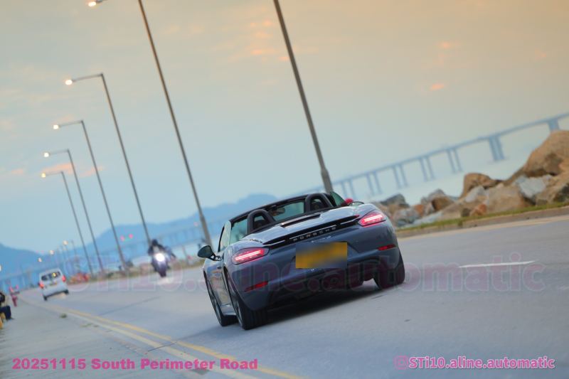Porsche 718 Boxster