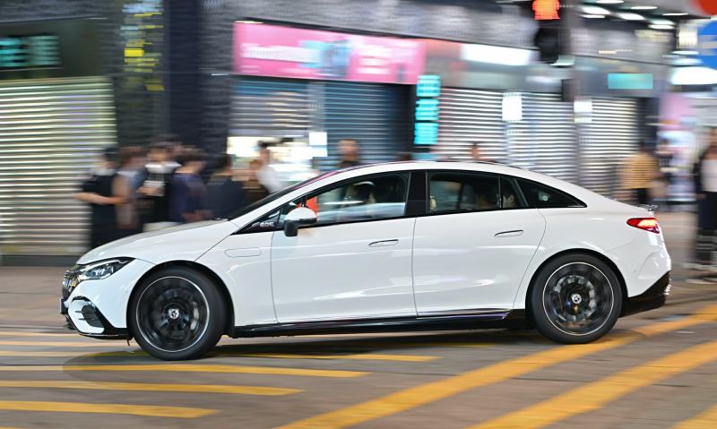Mercedes-Benz EQE