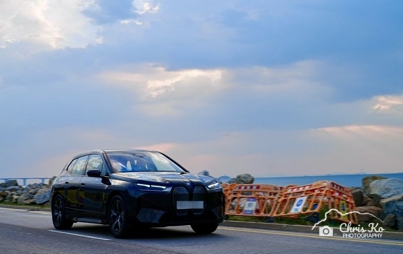 BMW iX
