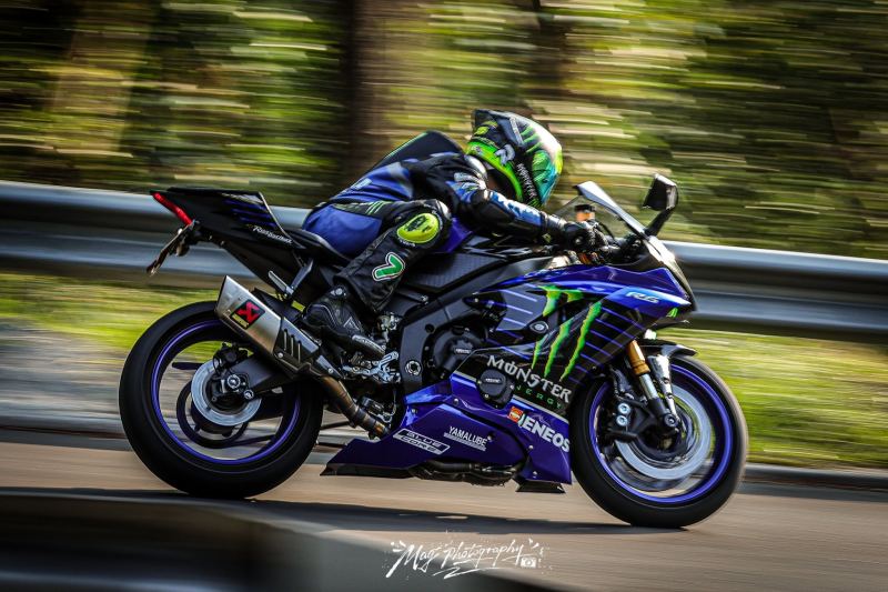 Yamaha R6