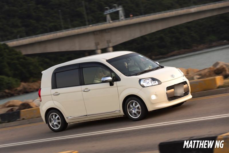 Toyota bB