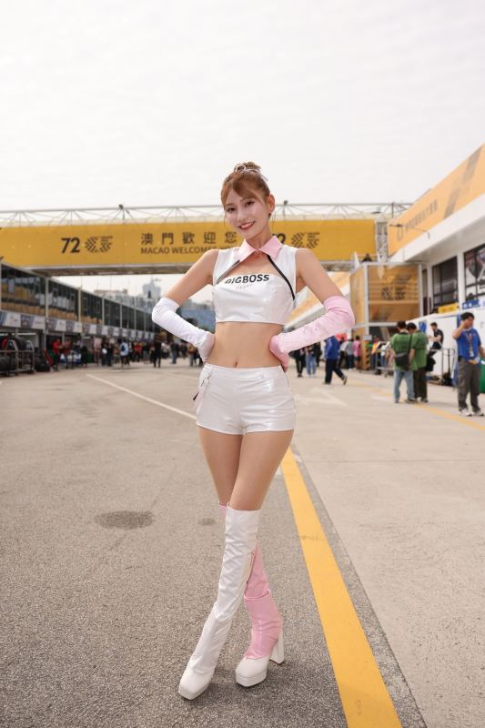 Day3～終於有🇯🇵櫻花妹🇯🇵出場🥰唔小心影咗幾張😅 Big Boss 模特兒： 1. Anera Tsujikado (辻門アネラ) 2. Makoto Minami (南真琴) 3. Mika Sawada (澤田実架) 4. Kiki Mizukami (水神きき) with 12 Attachments: