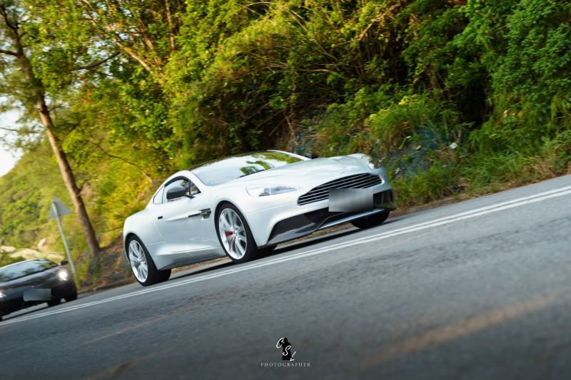Aston Martin Vanquish