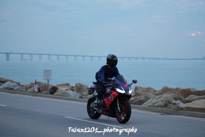 Aprilia RSV4