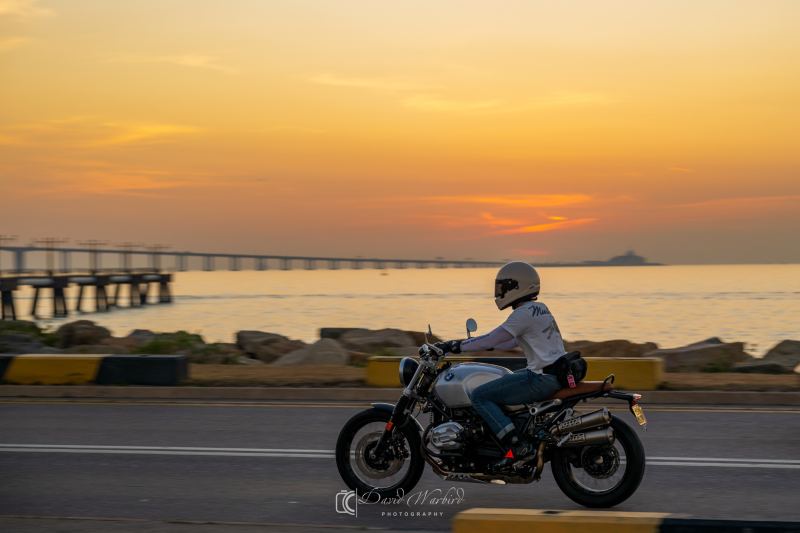 BMW R nineT
