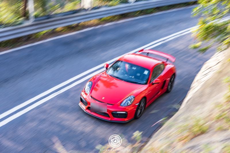 Porsche Cayman GT4