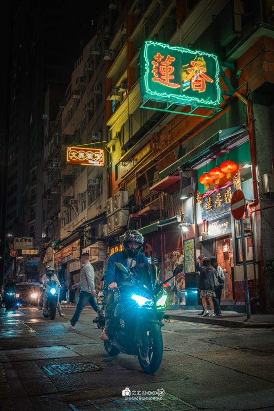 [12/11/2025] 中環蓮香樓(NIKON版) 攝點:中環威靈頓街 時間:20:45-2200 IG:Z.enok_hk 需要刪除相片/高清相片詳情請DM