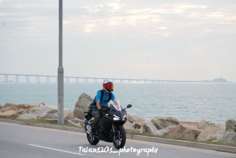 Yamaha R15
