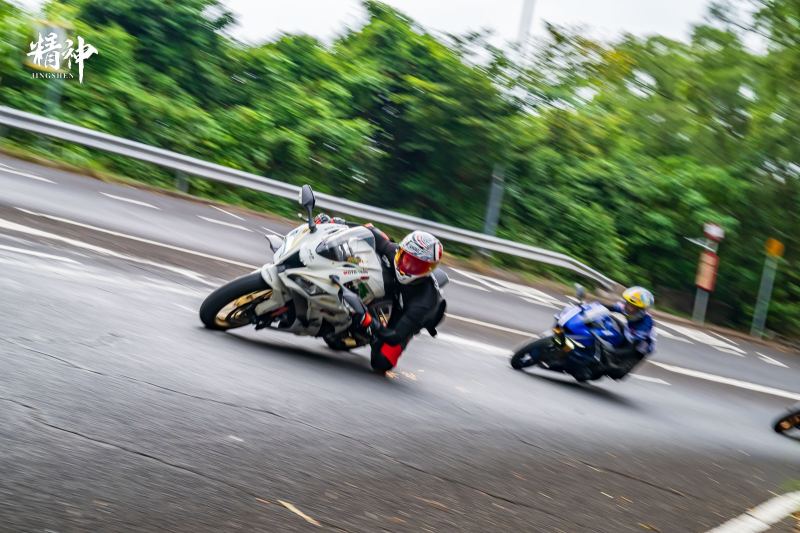 BMW S1000RR
