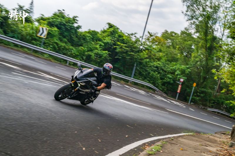 Yamaha MT-10