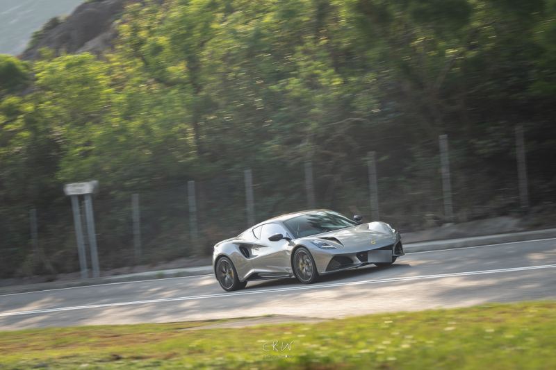 Lotus Emira