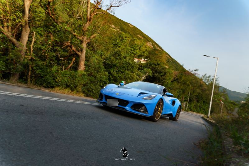 Lotus Emira