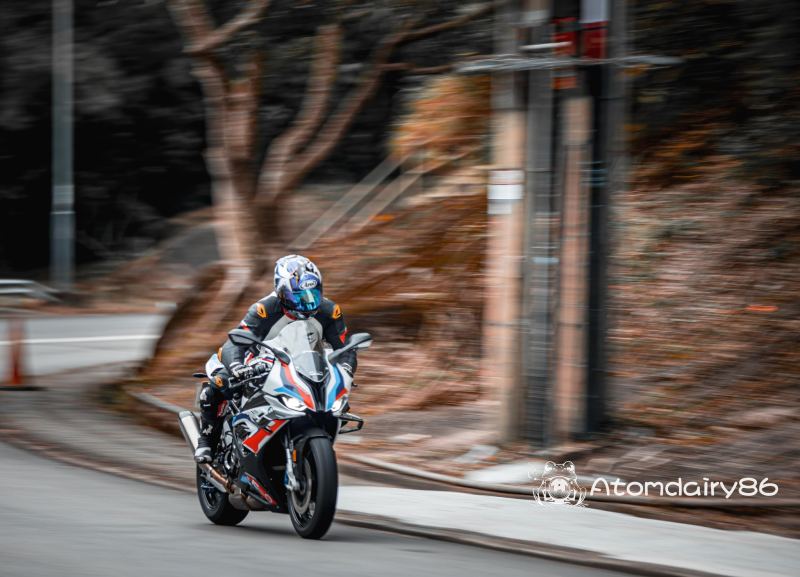 BMW M1000RR
