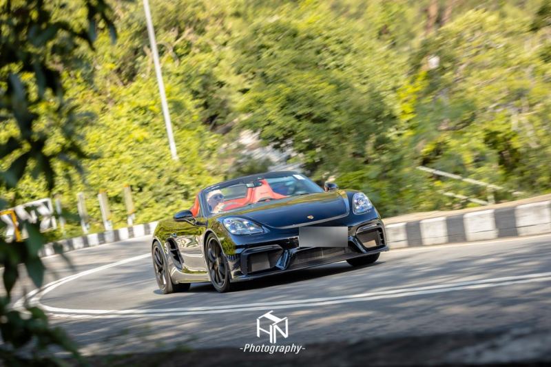 Porsche 718 Cayman