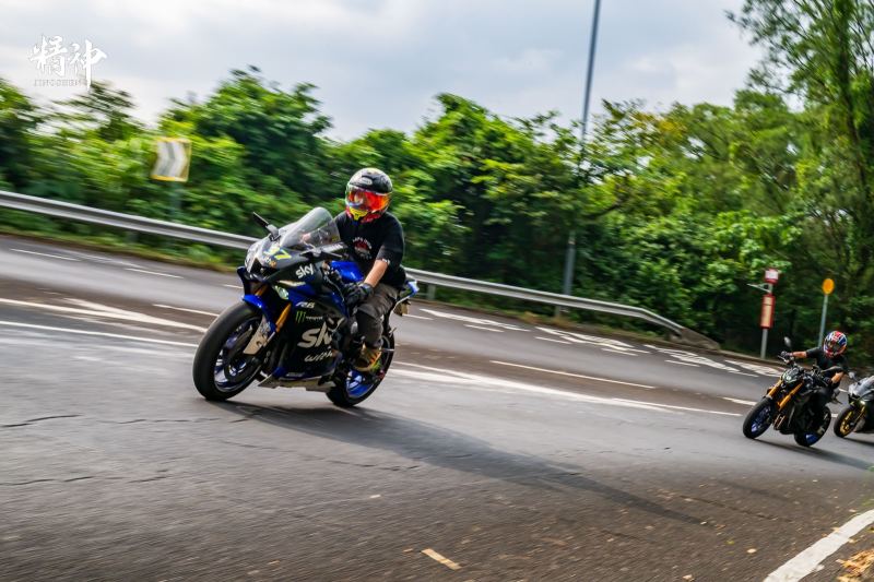 Yamaha R6