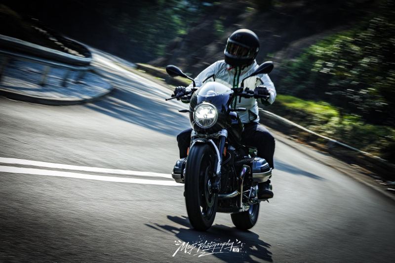 BMW R nineT