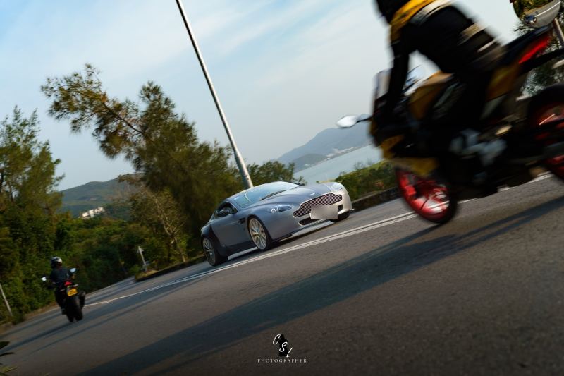 Aston Martin DB9
