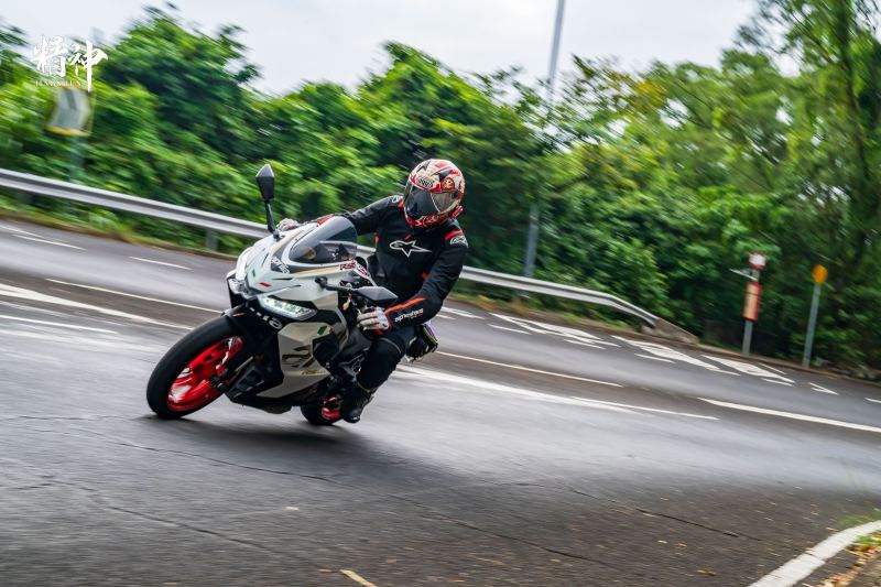 Aprilia RS 660