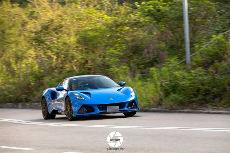 Lotus Emira
