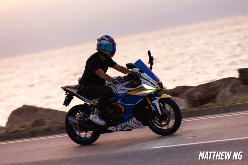 Yamaha R7