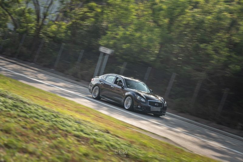Infiniti M