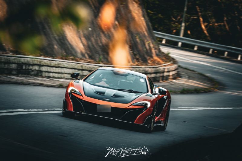 McLaren 650S