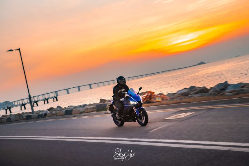 Yamaha R15