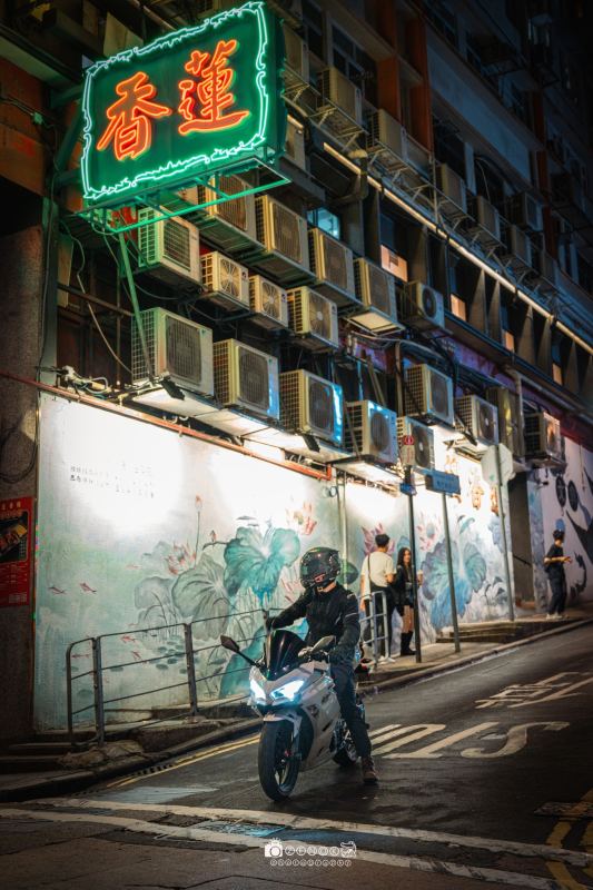 [12/11/2025] 中環蓮香樓(NIKON版) 攝點:中環威靈頓街 時間:20:45-2200 IG:Z.enok_hk 需要刪除相片/高清相片詳情請DM