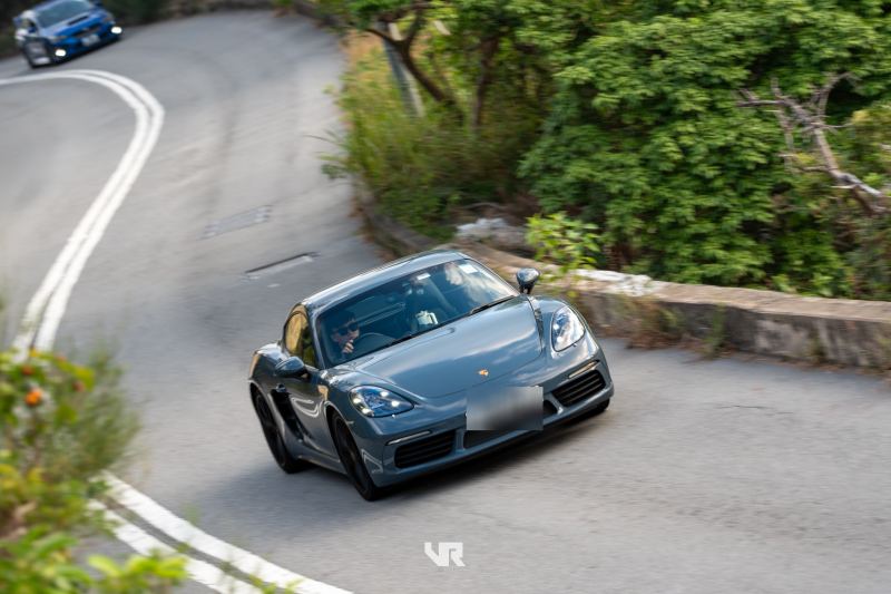 Porsche 718 Cayman
