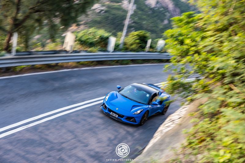 Lotus Emira