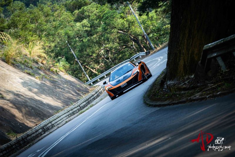 McLaren 650S
