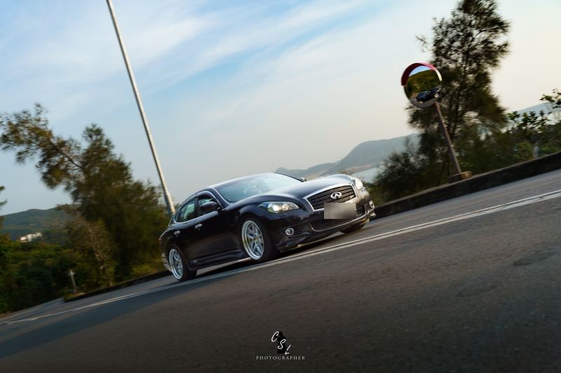 Infiniti M