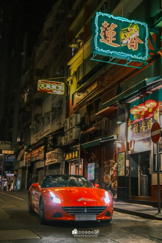 Ferrari California T