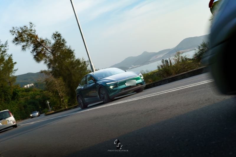 Zeekr 001