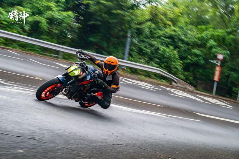 KTM 390 Duke