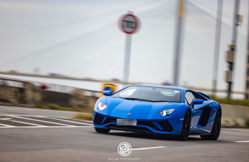 Lamborghini Aventador