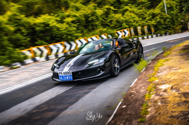 Ferrari SF90 Stradale