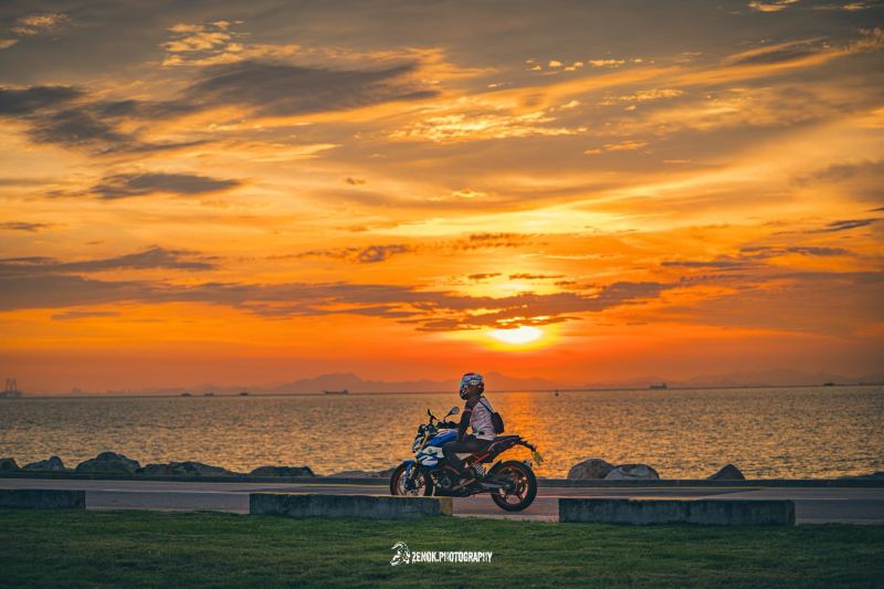 BMW G 310 R