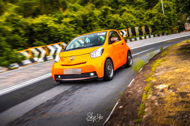 Toyota iQ