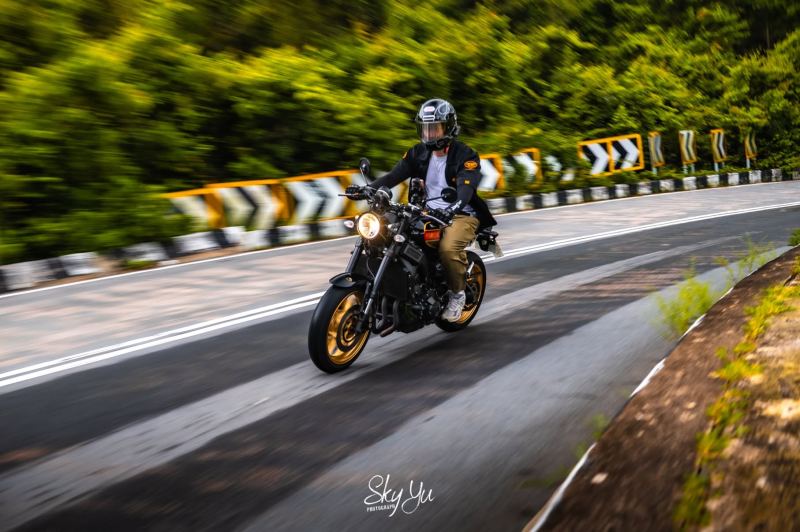 Yamaha XSR900