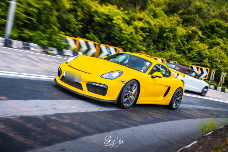 Porsche Cayman
